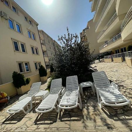 Charm Apartman Petrovac Kültér fotó