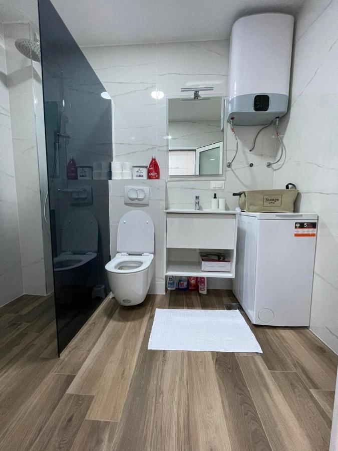 Charm Apartman Petrovac Kültér fotó