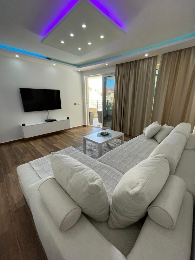 Charm Apartman Petrovac Kültér fotó